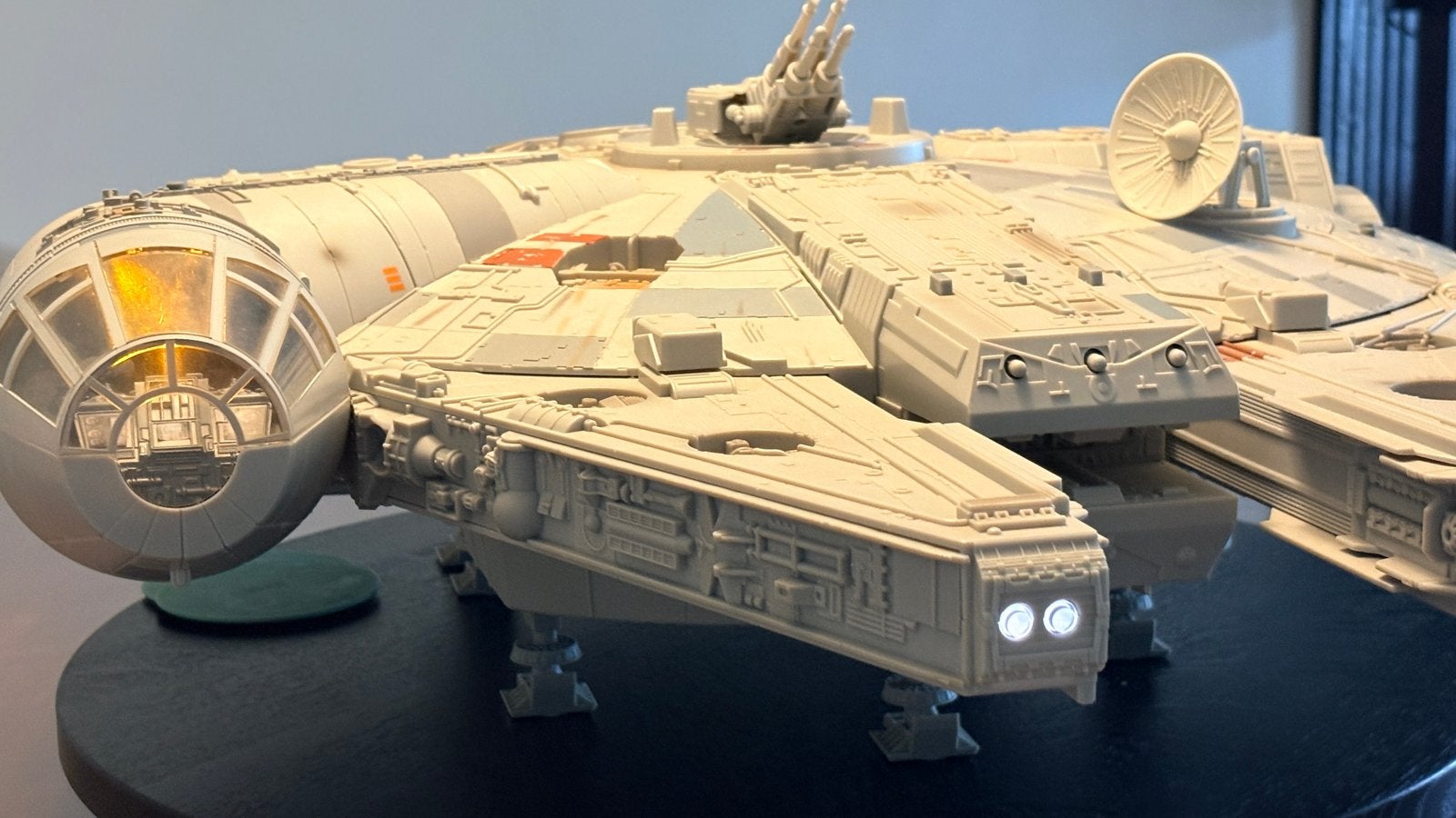 Star Wars Millennium Falcon Legacy Collection met figuren, Ophalen of Verzenden, Zo goed als nieuw