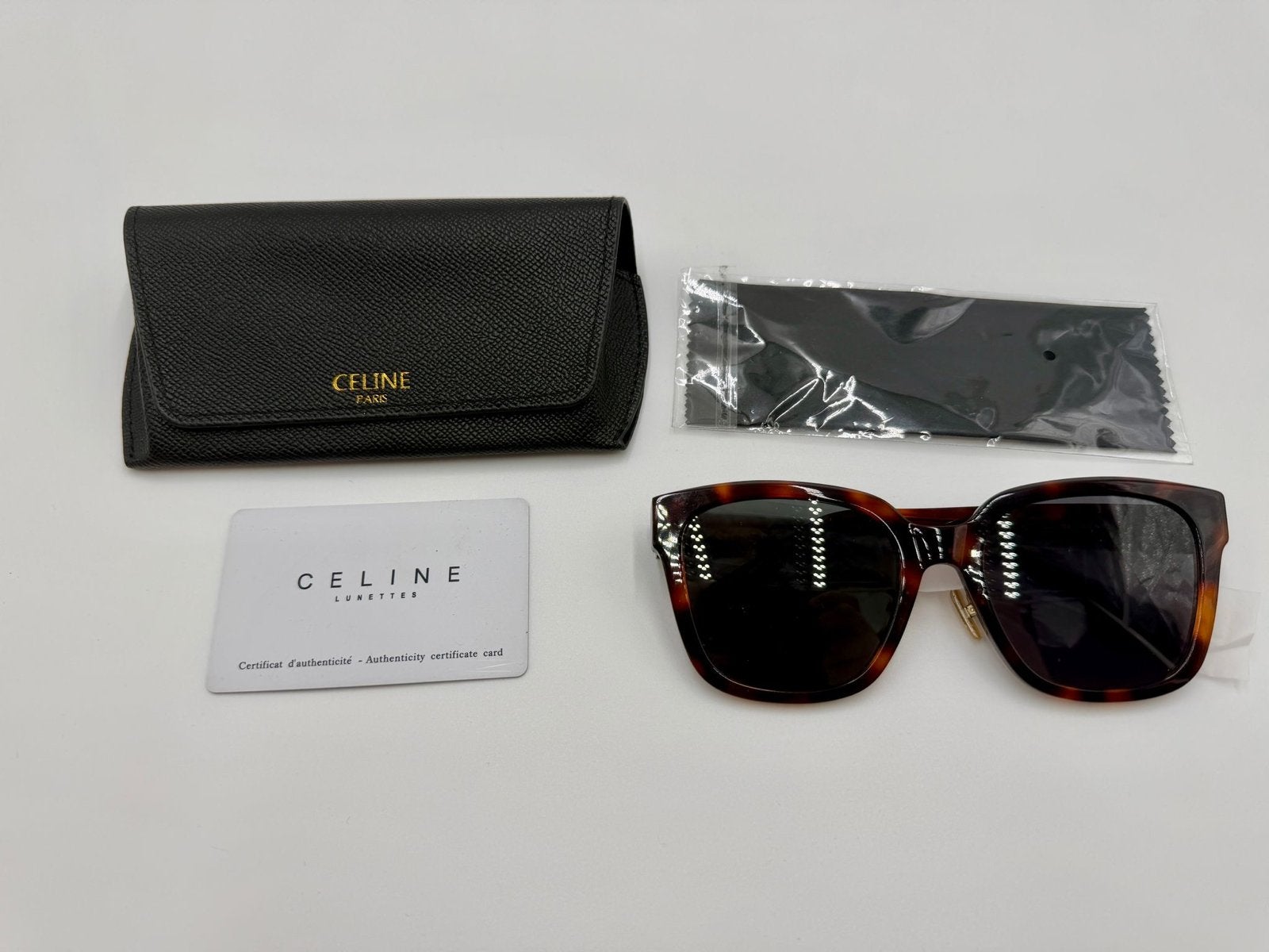 Celine Zonnebril Bruin met Hoogwaardige Bescherming, Sieraden, Tassen en Uiterlijk, Zonnebrillen en Brillen | Dames, Overige merken