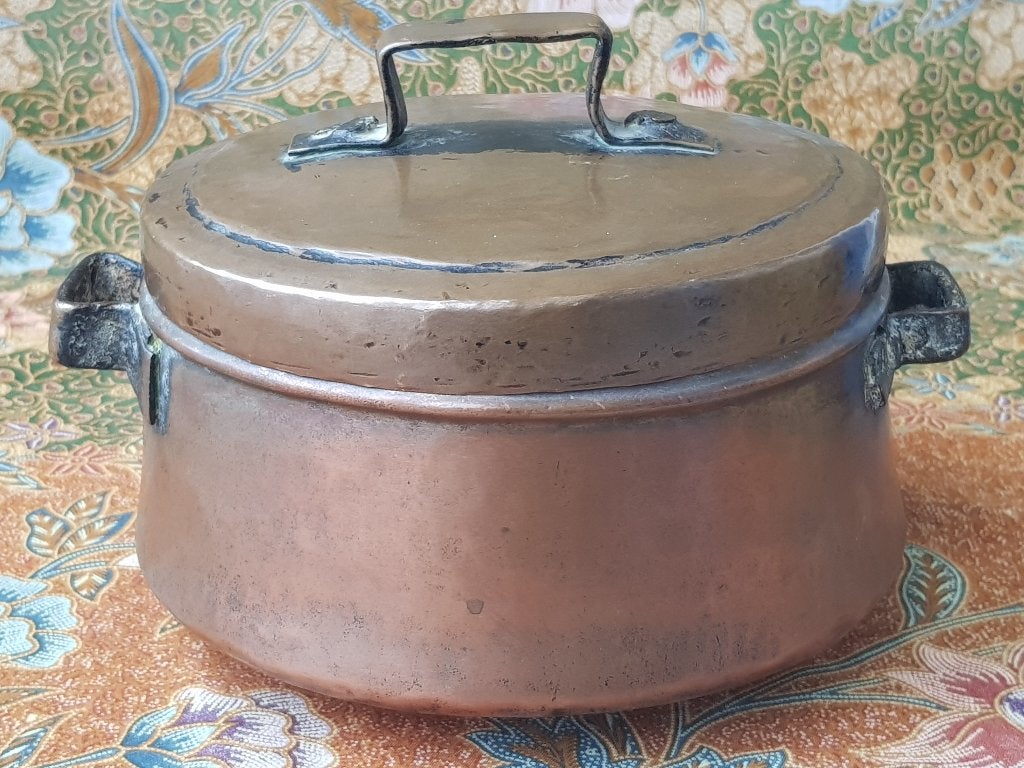 Mooie originele antieke Oosterse kookpot van koper 22 cm., Antiek en Kunst, Antiek | Koper en Brons, Ophalen of Verzenden, Koper