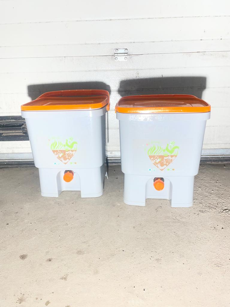 2x Bokashi emmer / compostemmer met kraantje – nette staat, Ophalen