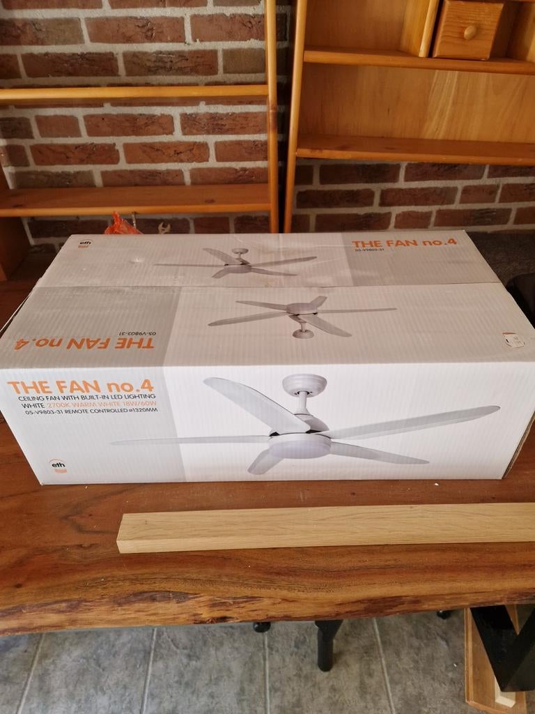 Plafondventilator met verlichting - Nieuw in doos, Ophalen of Verzenden, Nieuw, Plafondventilator
