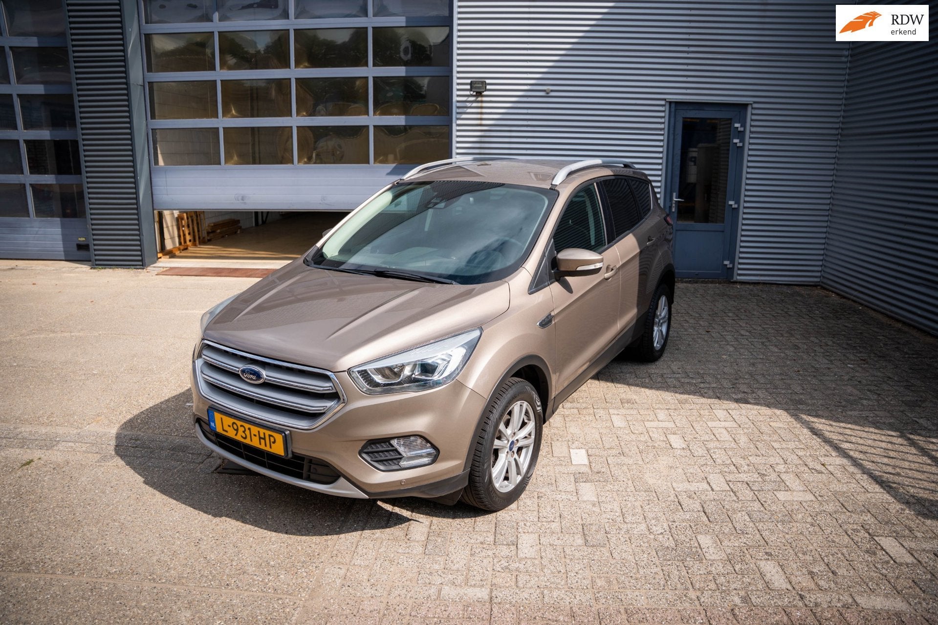 Ford Kuga 1.5 EcoBoost ST Line, Auto's, Voorwielaandrijving, Stof, 4 cilinders, Bruin