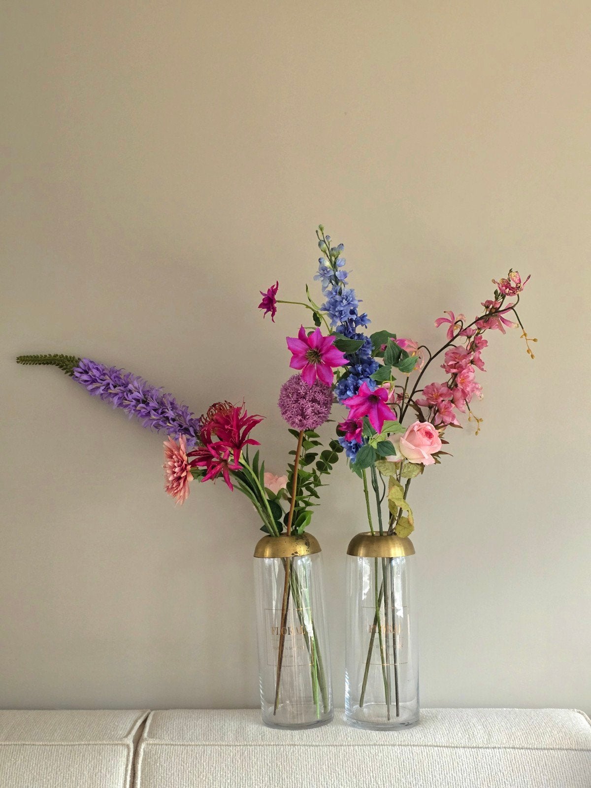 Riviera Maison vazen en kunstbloemen, Huis en Inrichting, Meerkleurig, Inclusief decoratie, Ophalen of Verzenden, Glas
