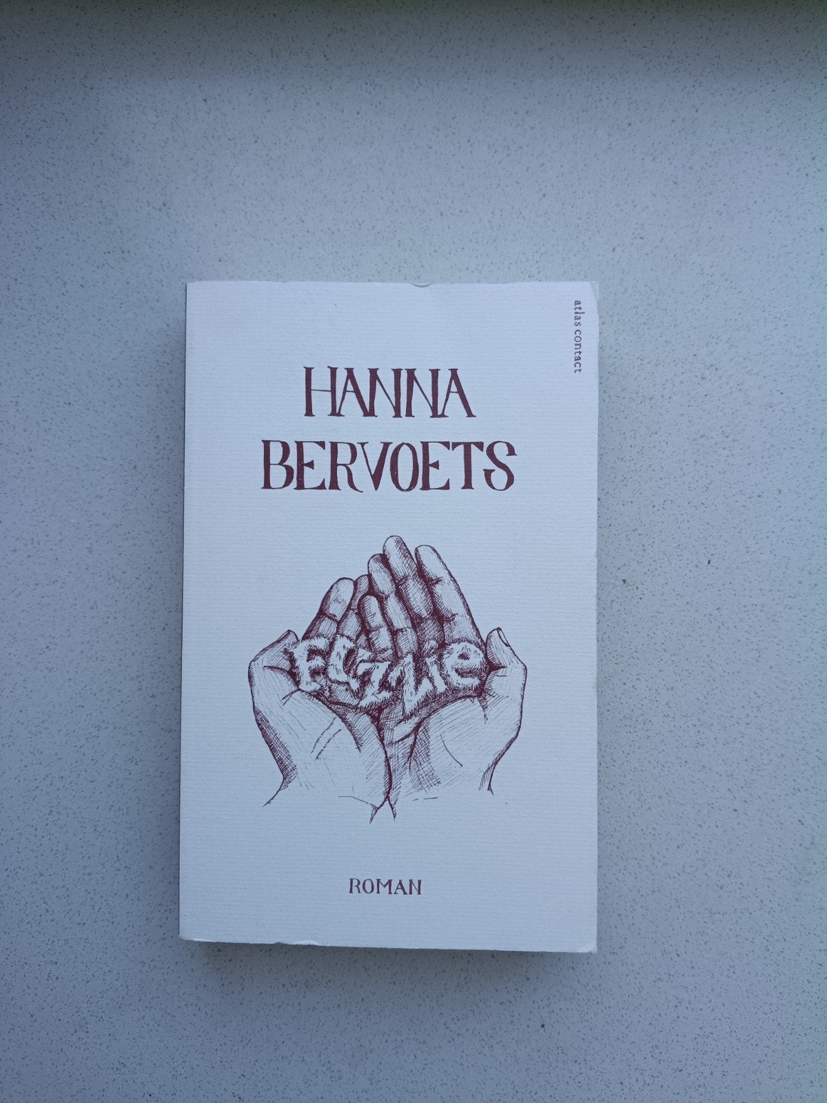 Fuzzie - Hanna Bervoets, Boeken, Ophalen of Verzenden, Gelezen