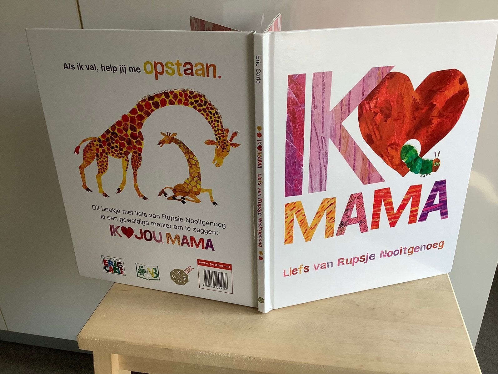 Lief zijn ervaren Boek Ik houd van Mama prentenboek Carle, Ophalen of Verzenden, Gelezen, Eric Carle, 3 tot 4 jaar