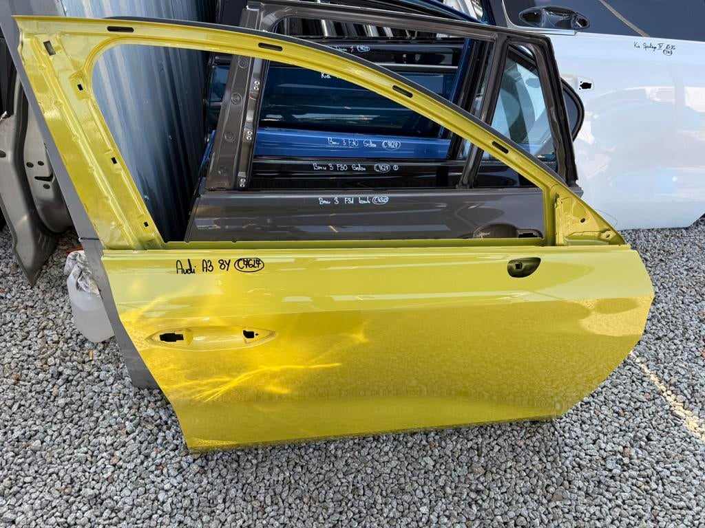 Audi a3 8Y portier deur rechts voor, Ophalen of Verzenden