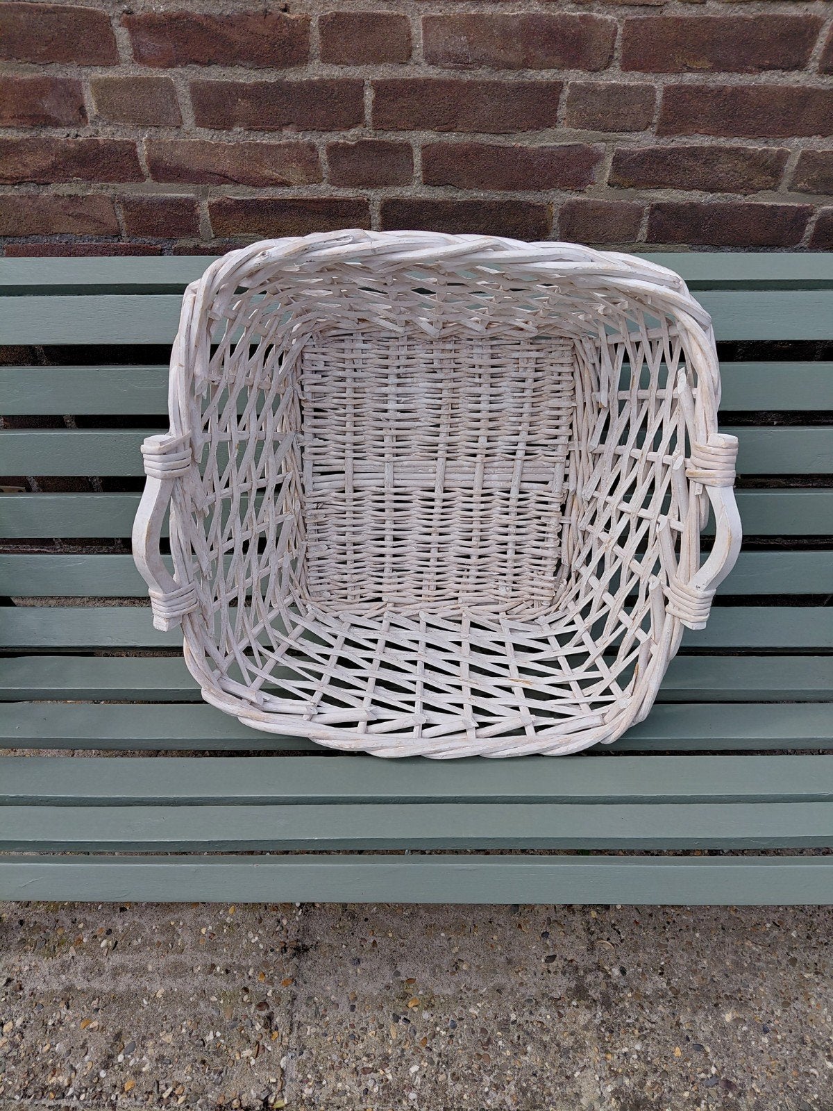 Mooie witte rieten vierkante mand 45x45 cm, Ophalen, Gebruikt, Gevlochten, Mand