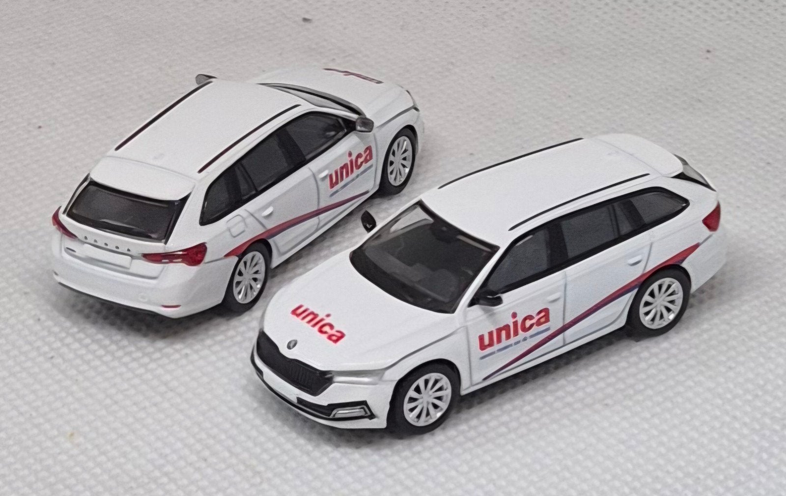 Skoda Octavia Unica Eigenbouw, Ophalen of Verzenden, Zo goed als nieuw, Auto, Overige merken