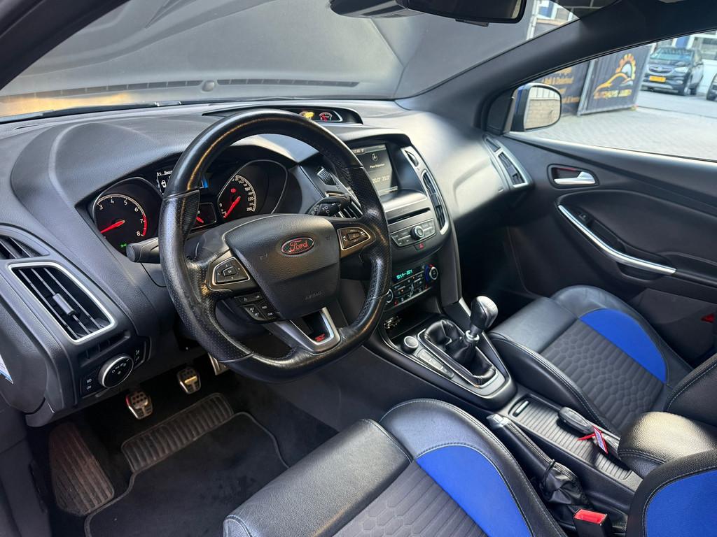 Ford Focus 2.0 ST-3 250 PK Liefhebbers auto, Auto's, Ford, 15 km/l, Gebruikt, 4 cilinders, Blauw