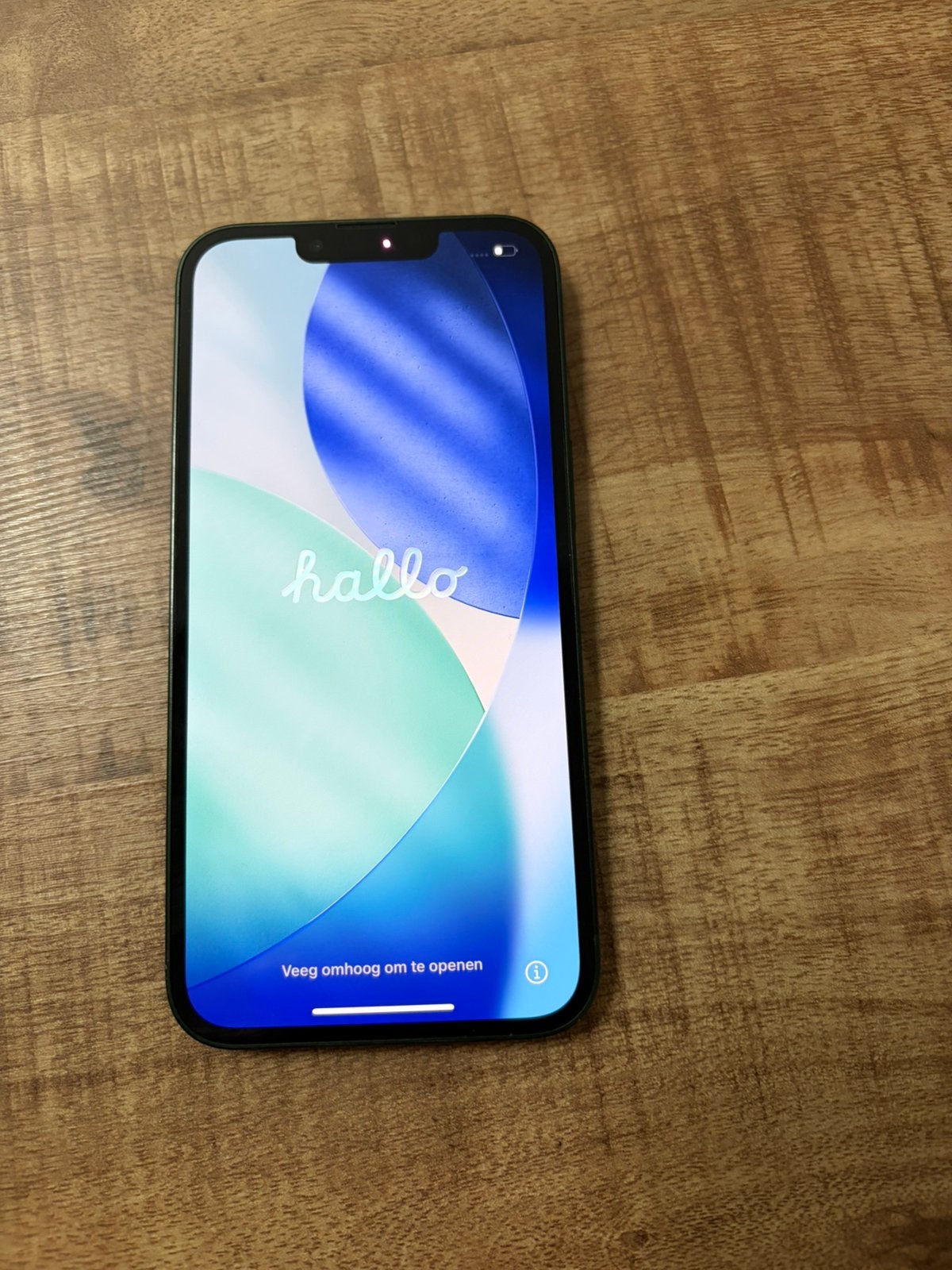 Foto 2 van iPhone 13 128GB Groen - Zo goed als nieuw