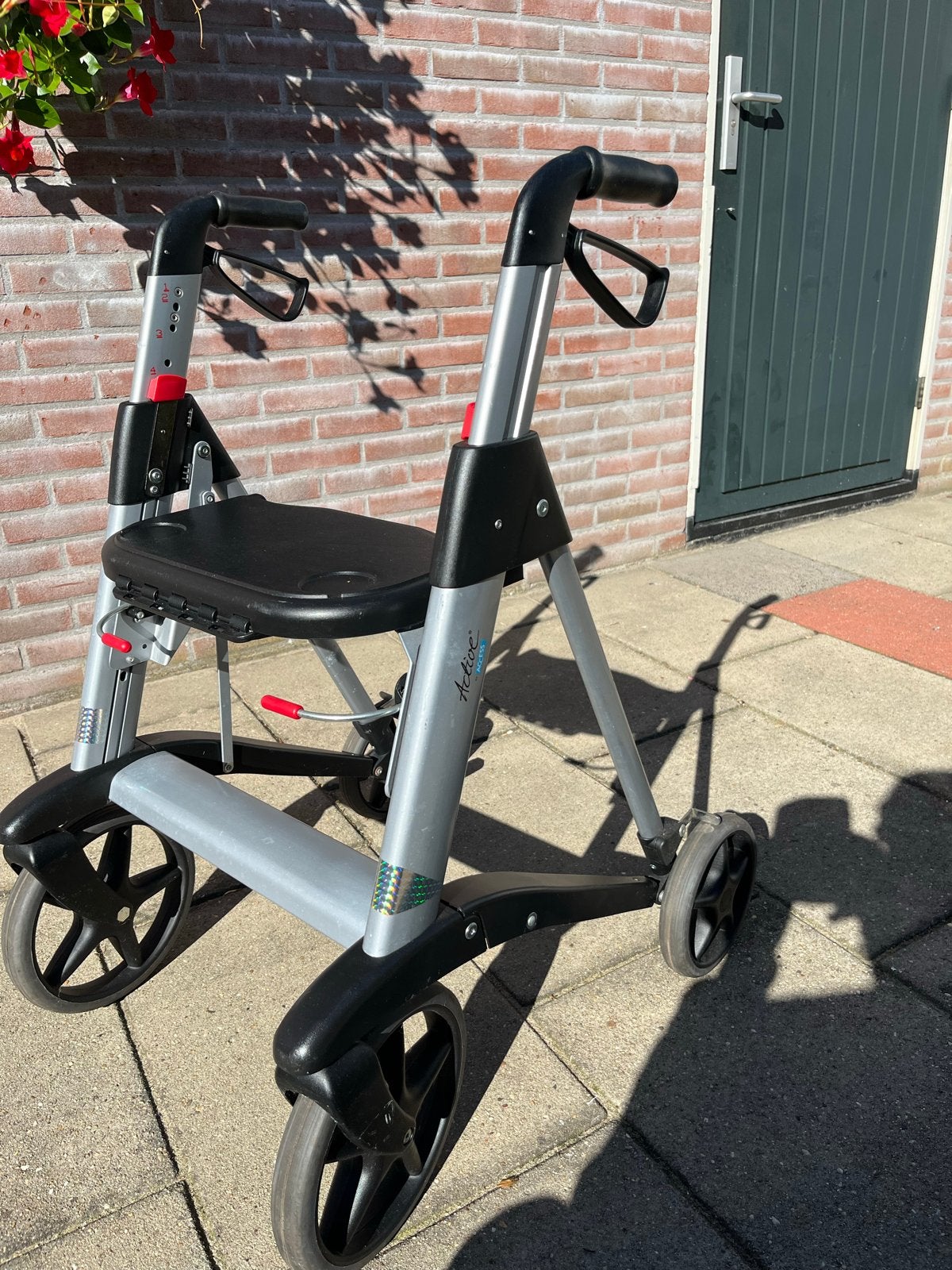 Rollator Active Acces Lichtgewicht en opvouwbaar, Ophalen, Lichtgewicht, Gebruikt