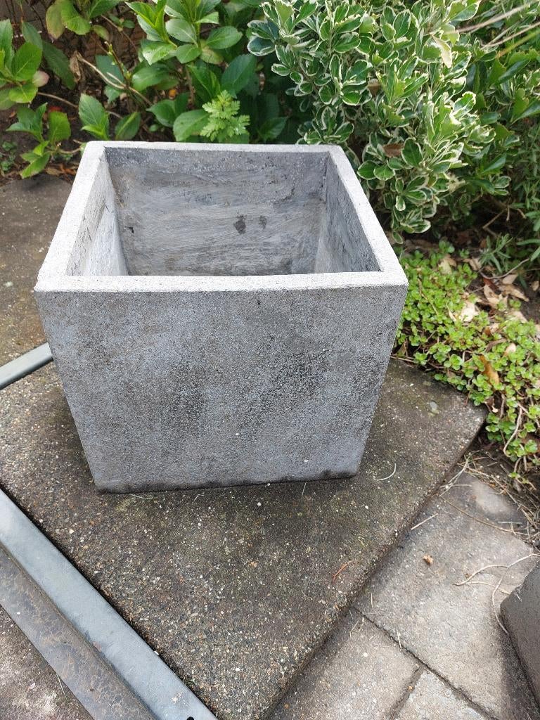 bloembak, Tuin en Terras, Ophalen, Gebruikt, Minder dan 30 cm, Rond