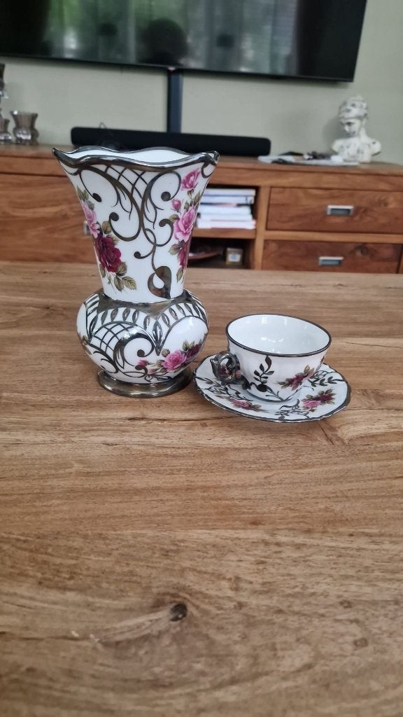 Vaasje en kop en schotel, Antiek en Kunst, Ophalen