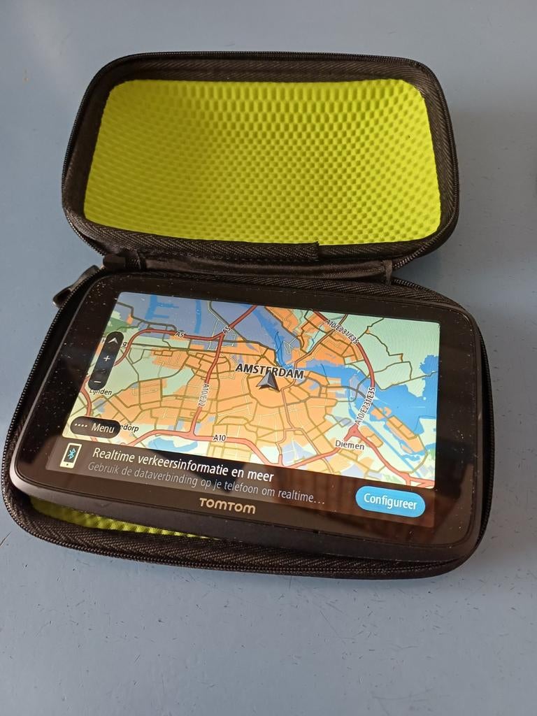 TomTom GO Essential 6" met extra kabel en comfort case, Auto diversen, Autonavigatie, Ophalen of Verzenden