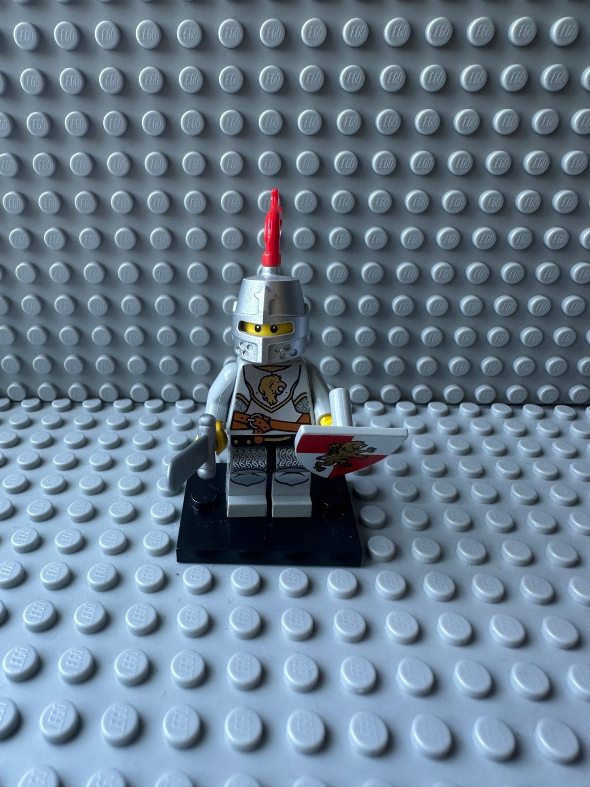Lego lion knight (#cas440), Lego, Ophalen of Verzenden, Zo goed als nieuw, Minifiguur