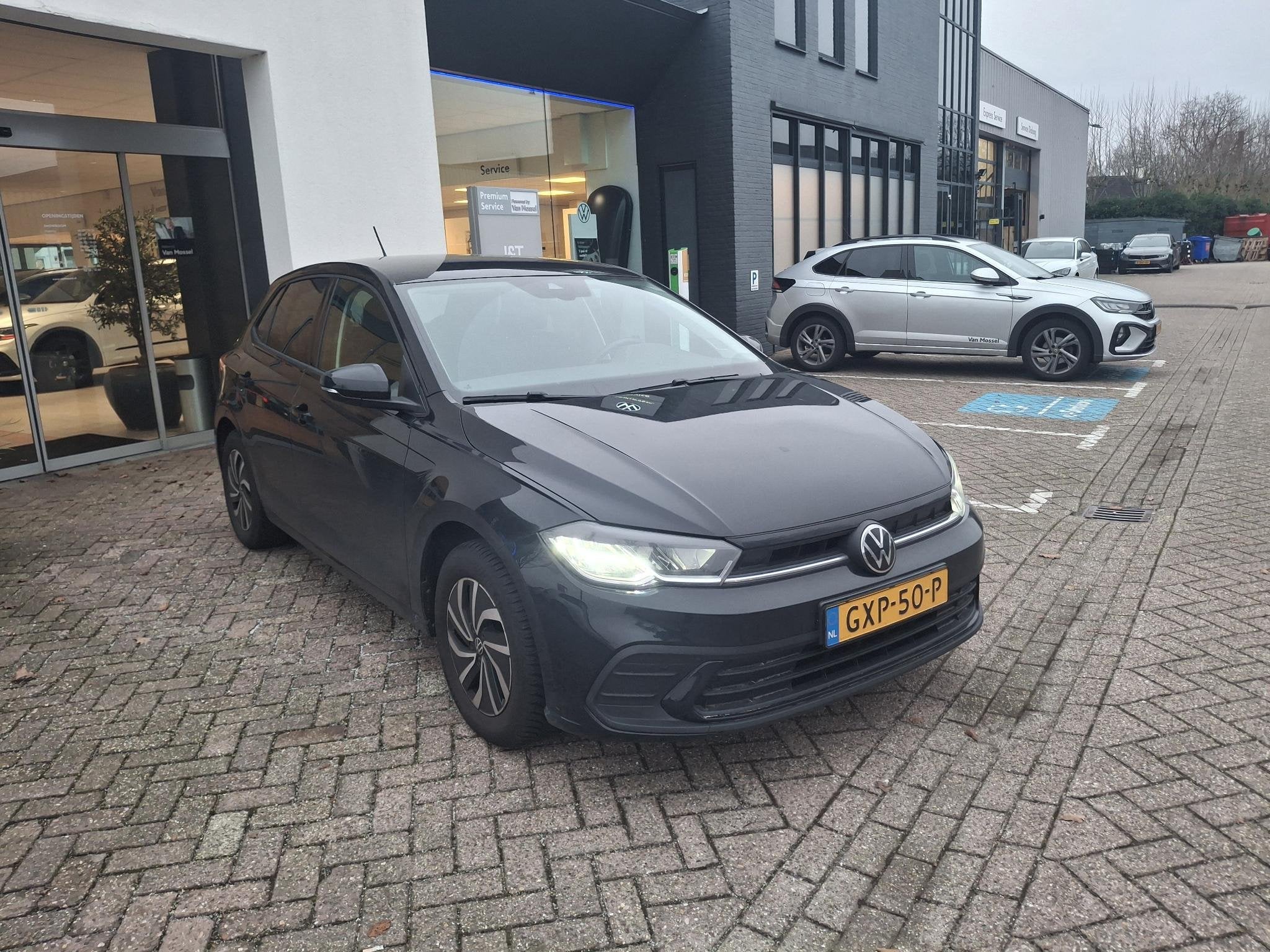 Volkswagen Polo 1.0 TSI Life Edition | DEMO | ACHTERUITRIJCA, Voorwielaandrijving, 12 maanden, Stof, 1069 kg