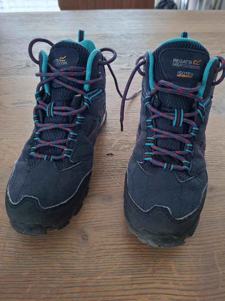 Bergschoenen mt 34 dames, Ophalen, Zo goed als nieuw, Schoenen