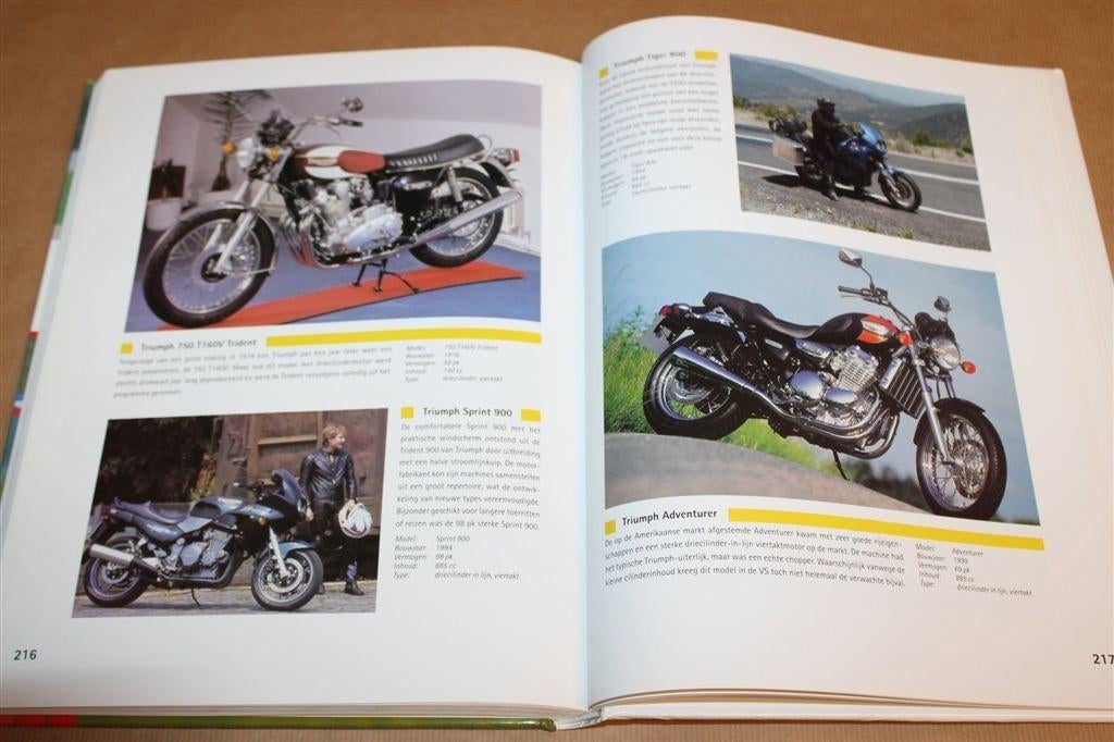 500 Motoren — Geschiedenis, Modellen & Merken, Ophalen of Verzenden, Zo goed als nieuw