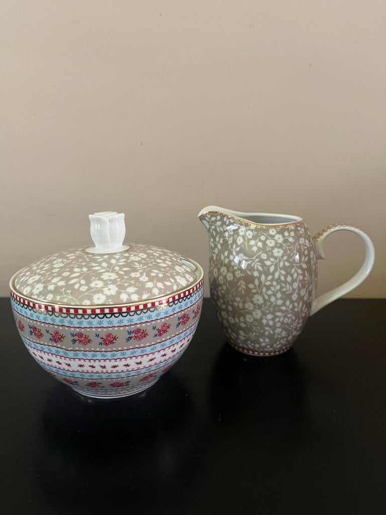 Pip Studio suikerpotje met deksel en melkkan, Huis en Inrichting, Keuken | Servies, Overige typen, Ophalen of Verzenden, Zo goed als nieuw