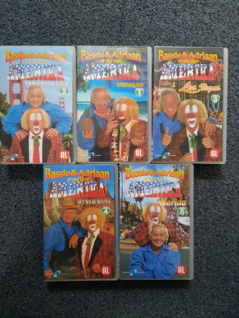 BASSIE & ADRIAAN De Reis door Amerika San Fransisco Op VIDEO, Alle leeftijden, Ophalen of Verzenden, Zo goed als nieuw, VHS