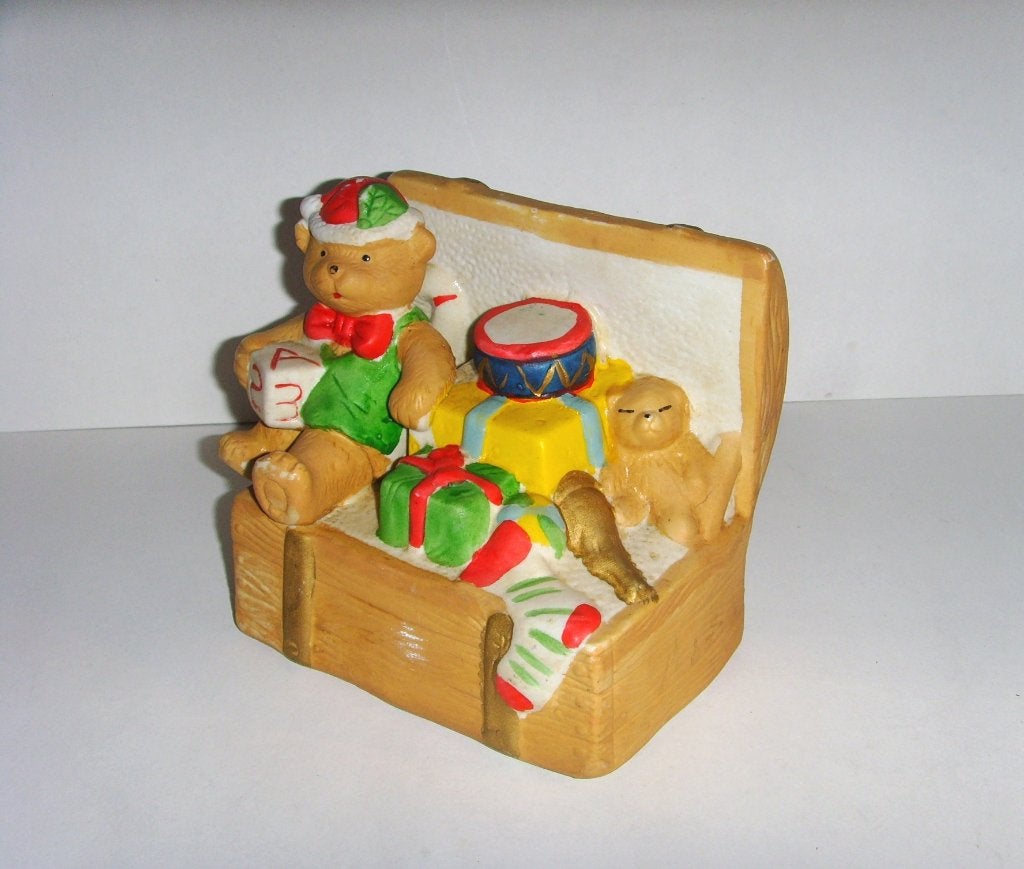 Leuk keramiek kerst speeldoos - kistje met kerstmuziek., Diversen, Kerst, Ophalen of Verzenden