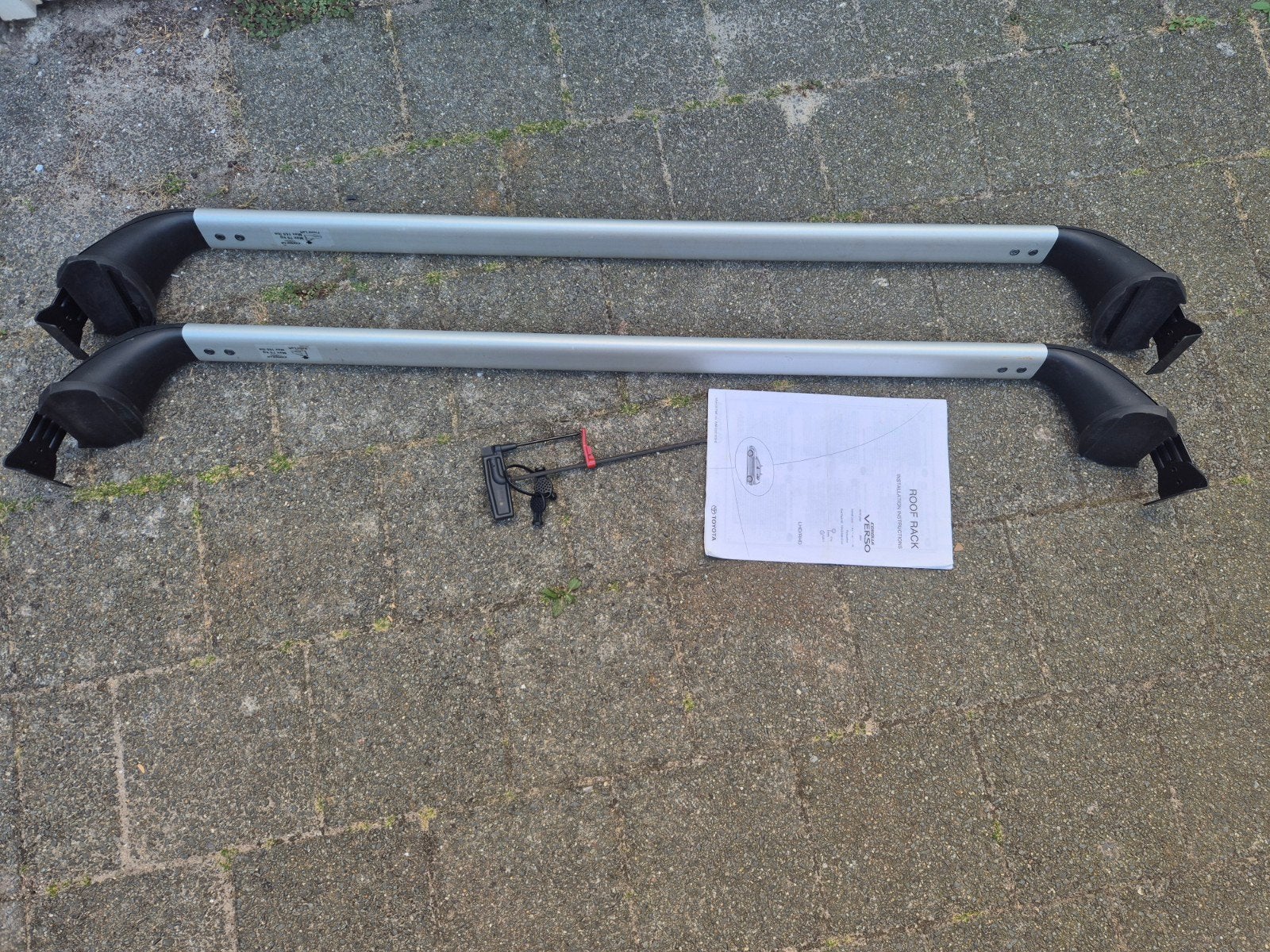 Originele dakdragers Toyota Corolla Verso, Ophalen