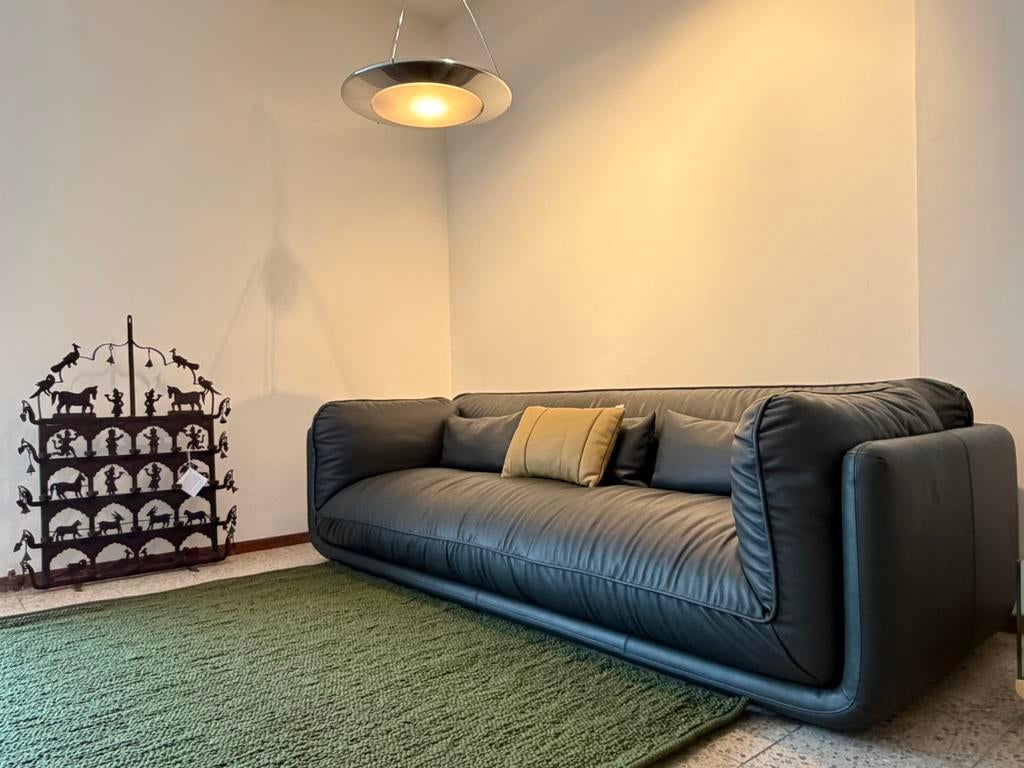 Leolux Lunetta bank 3,5 zits in Noli leder! NIEUW, Huis en Inrichting, Banken | Bankstellen, Ophalen, Nieuw, 75 tot 100 cm, Leer