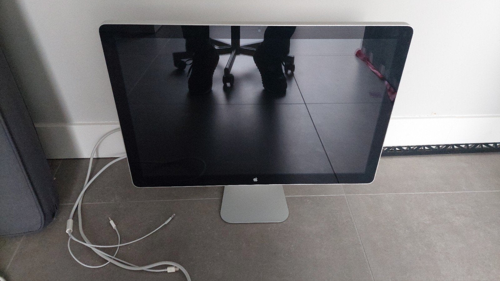 Apple Thunderbolt Display 21,5 inch, Computers en Software, Ophalen, IPS, Zo goed als nieuw, Apple
