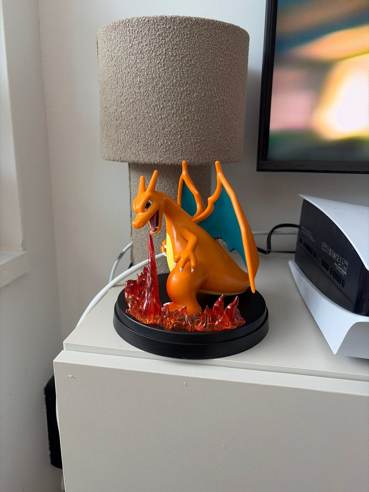 Charizard Kaart Display beeld - Nieuwstaat, Verzamelen, Poppetjes en Figuurtjes, Ophalen, Nieuw