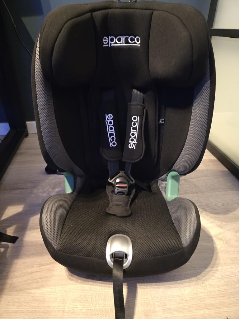 Sparco kinderstoel, Gebruikt, 15 t/m 36 kg, Isofix, Ophalen