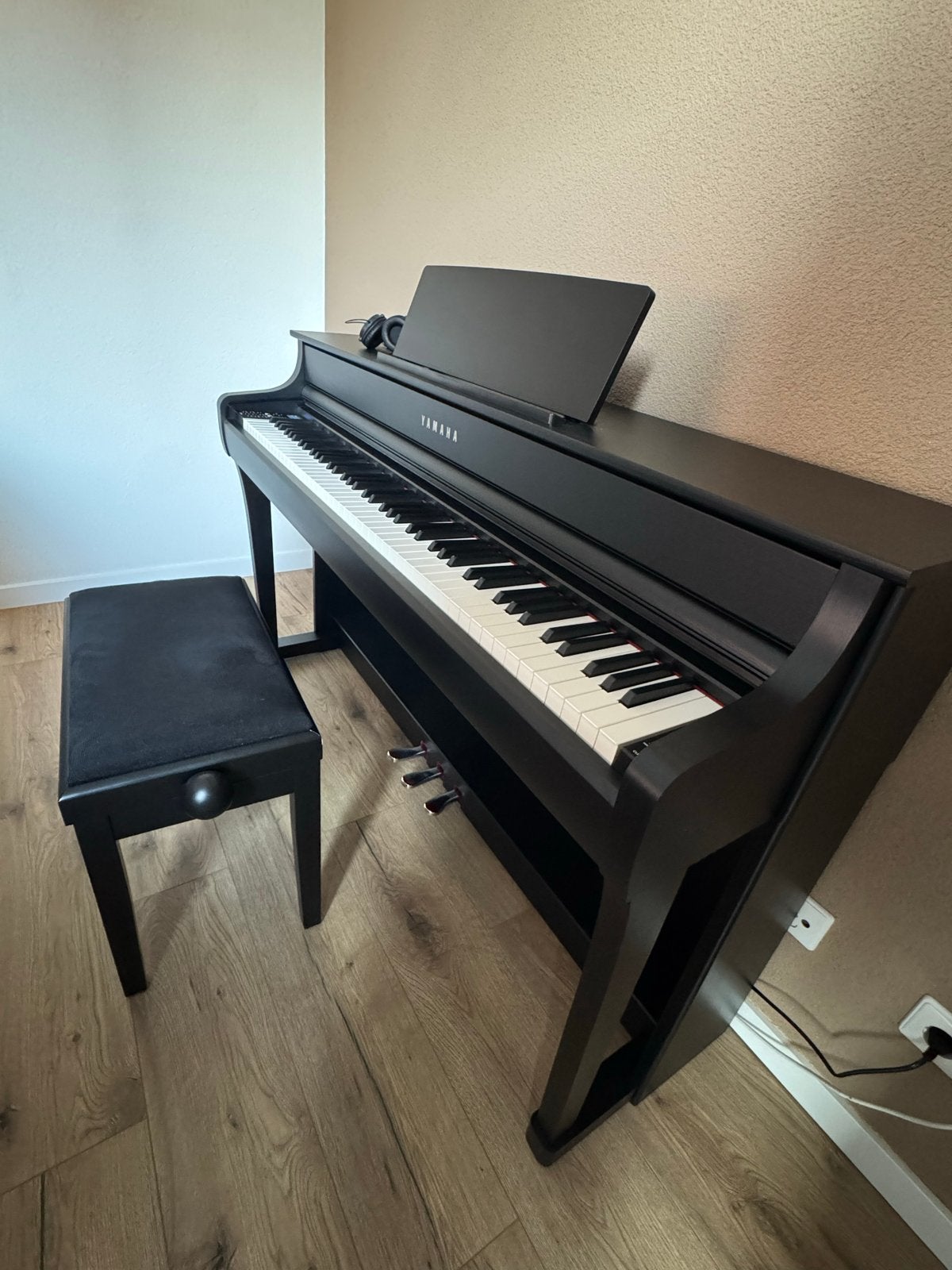 Yamaha Clavinova CLP-835 B Digitale Piano Zo goed als nieuw, Ophalen, Zwart, Digitaal, Zo goed als nieuw