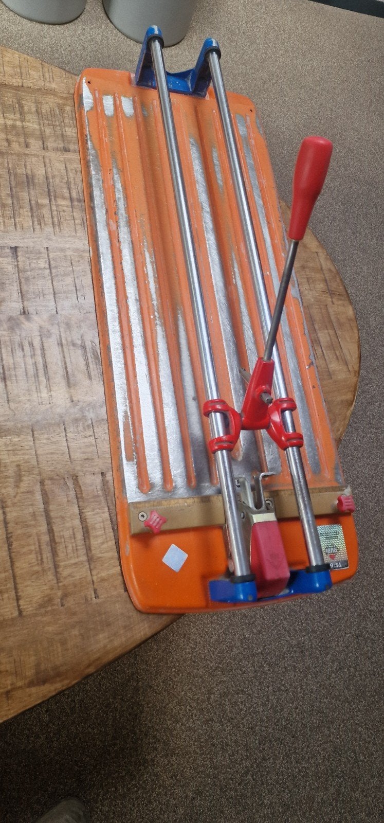 Rubi TS-60 Tegelsnijder - Gebruikt maar functioneel, Gebruikt, Ophalen of Verzenden, Minder dan 5 m², 20 tot 40 cm