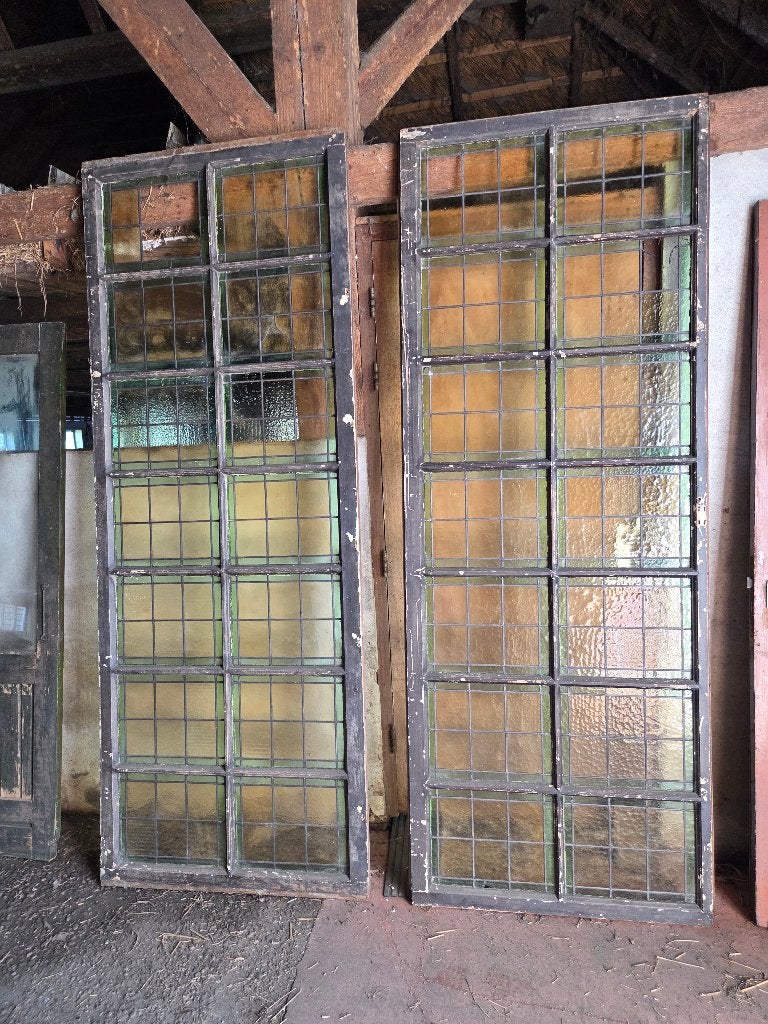 Twee oude panelen met kleine ruitjes met glas in lood, Doe-het-zelf en Verbouw, Glas en Ramen, Ophalen, Gebruikt, Glas in lood