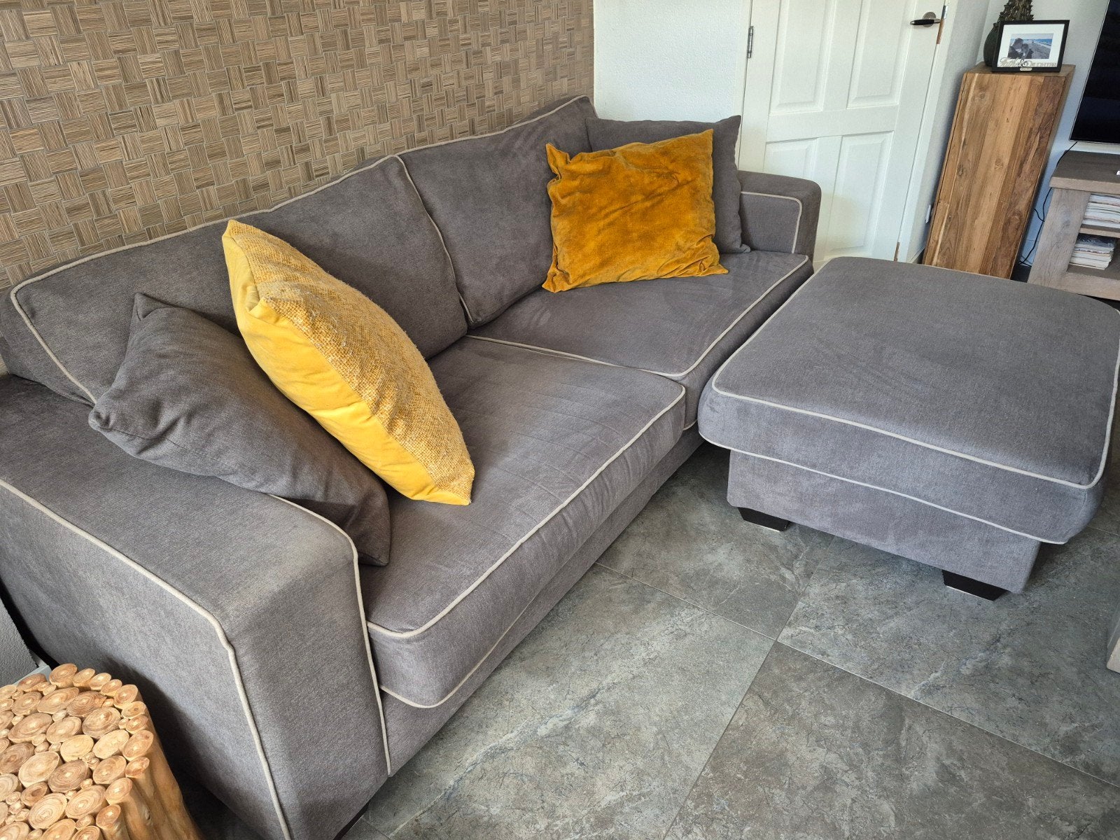 Comfortabele bank 240x110 cm met hocker, Huis en Inrichting, Banken | Bankstellen, Gebruikt, 100 tot 125 cm, Driepersoons, Ophalen of Verzenden