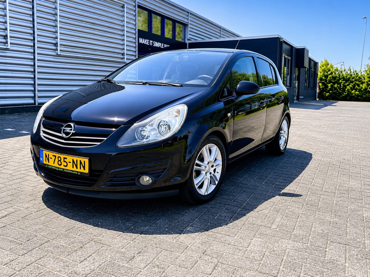 Opel Corsa 1.2 2009 | Nieuwe APK | Airco | Navi | Zuinig, Auto's, Opel, Stof, Zwart, Zwart, Handgeschakeld