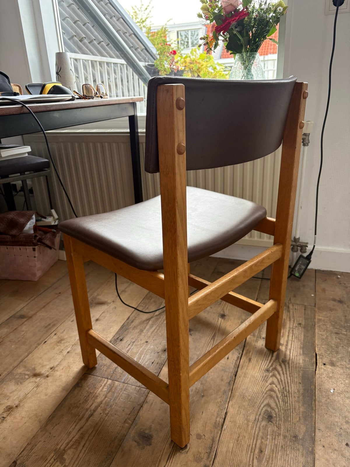 4 Farstrup 246 eetkamerstoelen Deens design jaren '70, Huis en Inrichting, Ophalen, Gebruikt, Bruin, Vier
