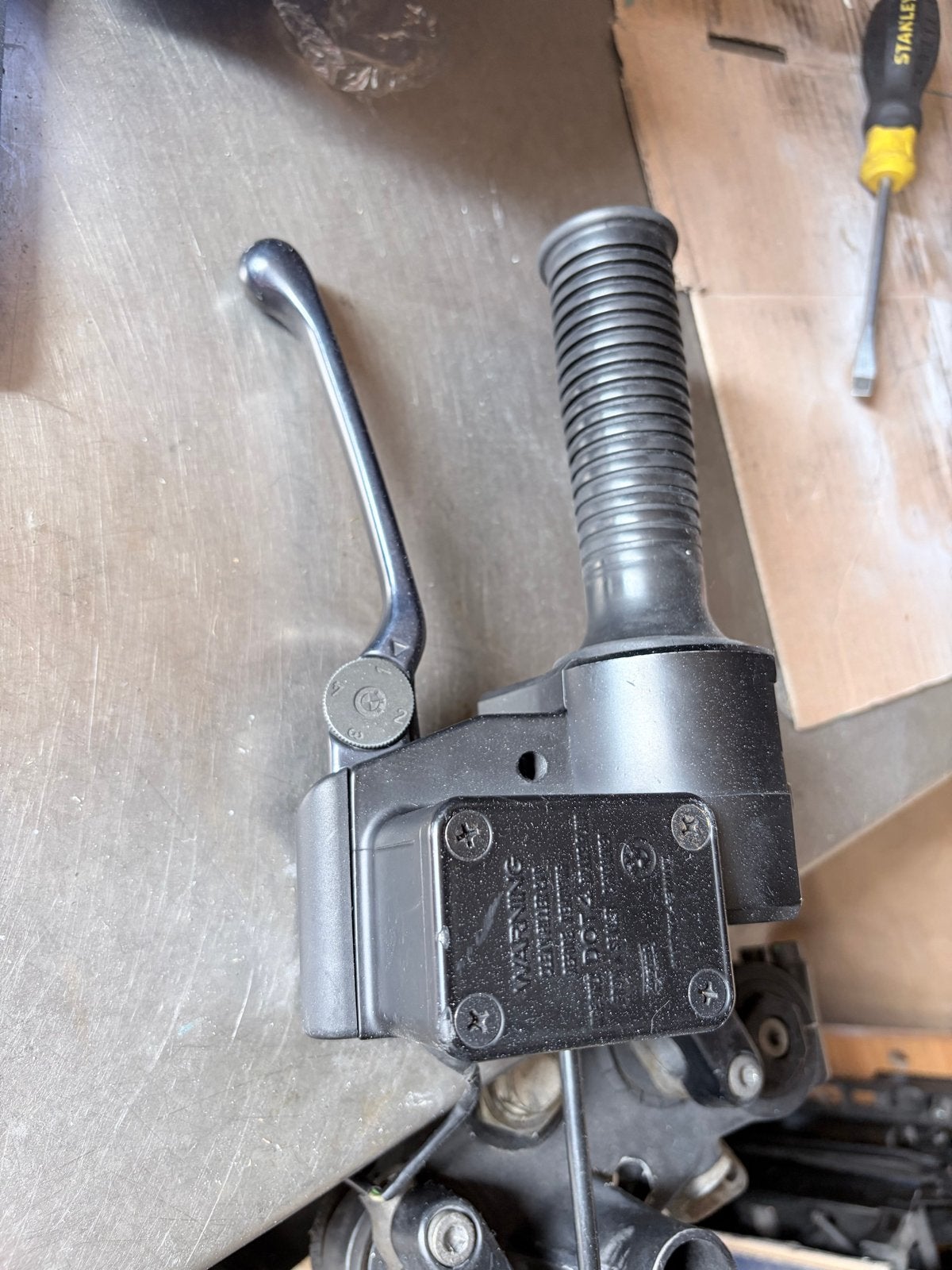 BMW K100 16V Rempomp met hendel en remlichtschakelaar, Ophalen of Verzenden, Gebruikt
