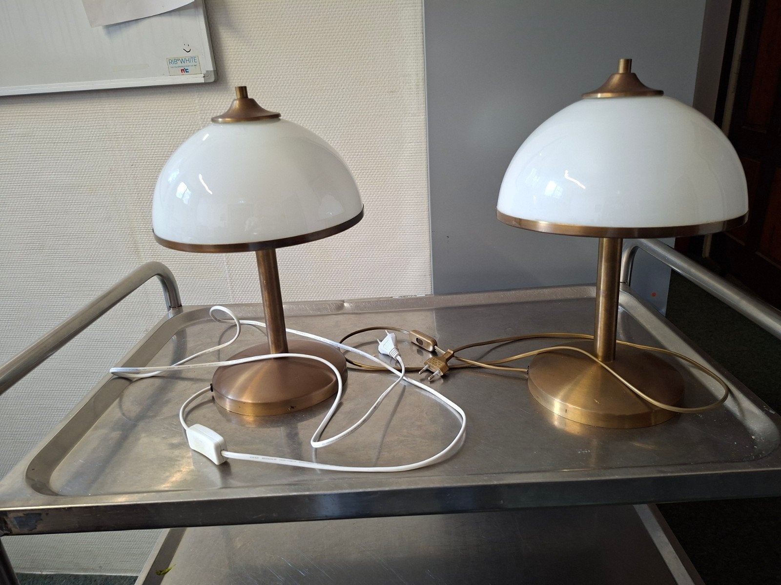 Vintage Tafellampen met Melkglas Kap - Koperkleurig