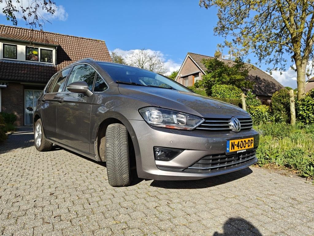 Volkswagen Golf Sportsvan 1.2 TSI 81KW DSG 2015 Grijs, Zwart, 4 cilinders, Alcantara, Golf Sportsvan
