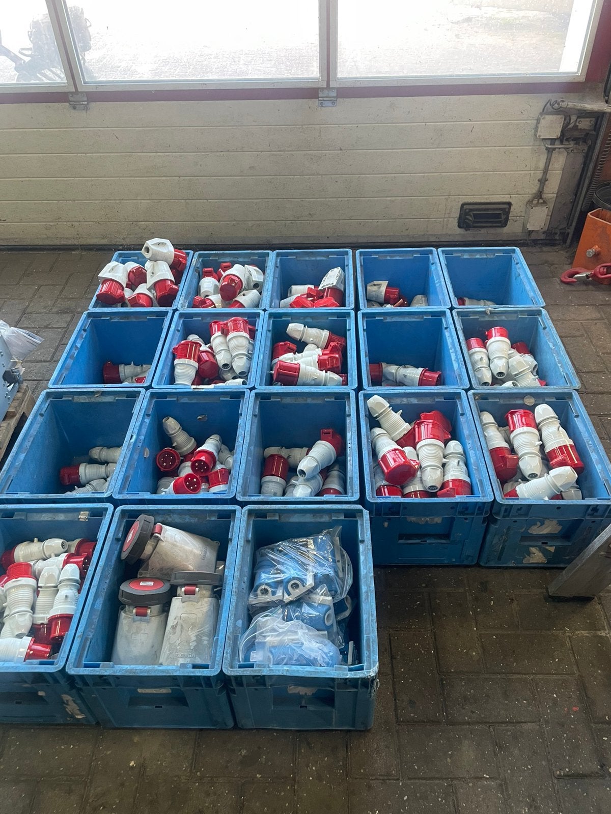 Krachtstroom stekkers 16a 32a 63a, Ophalen of Verzenden, Nieuw, Stekker