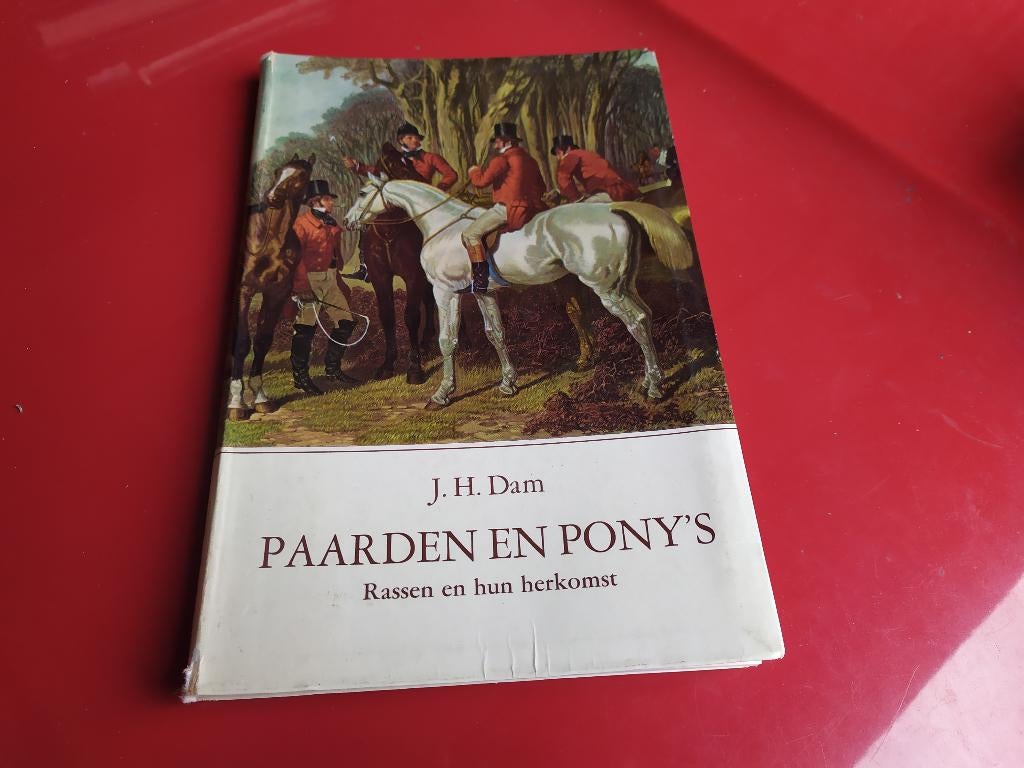 Paarden en pony's - Rassen en hun herkomst, Ophalen of Verzenden, Gelezen, Paarden of Pony's