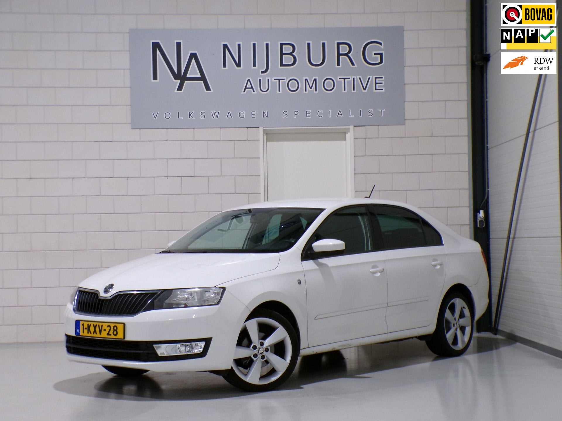Skoda Rapid 1.2 TSI Elegance Businessline "Origineel NL!" Tr, Auto's, Skoda, Voorwielaandrijving, Euro 5, 4 cilinders, 1055 kg