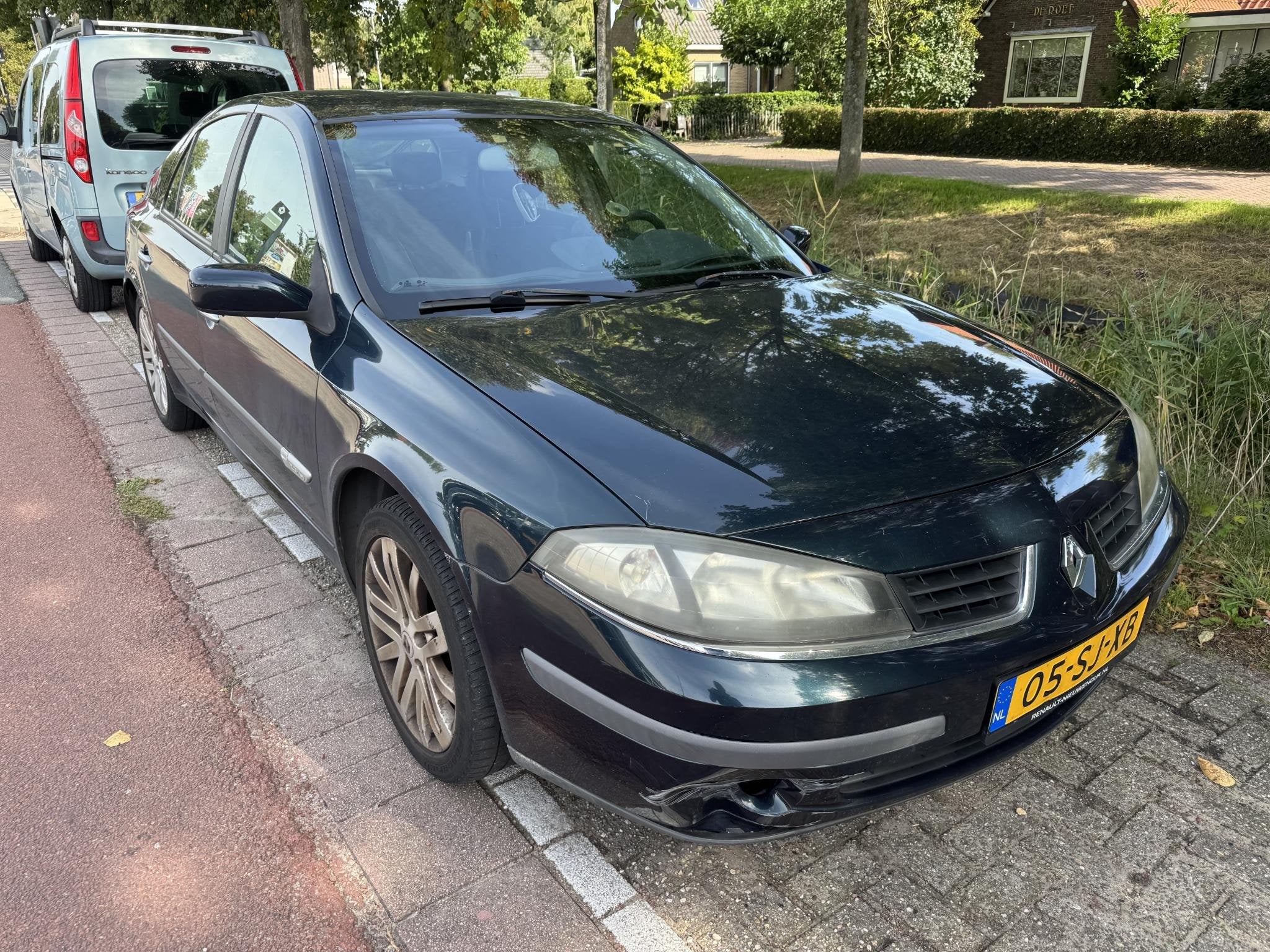 Renault Laguna 2.0-16V Tech Line APK tot 3-27!, Auto's, Gebruikt, 4 cilinders, Leder en Stof, Origineel Nederlands