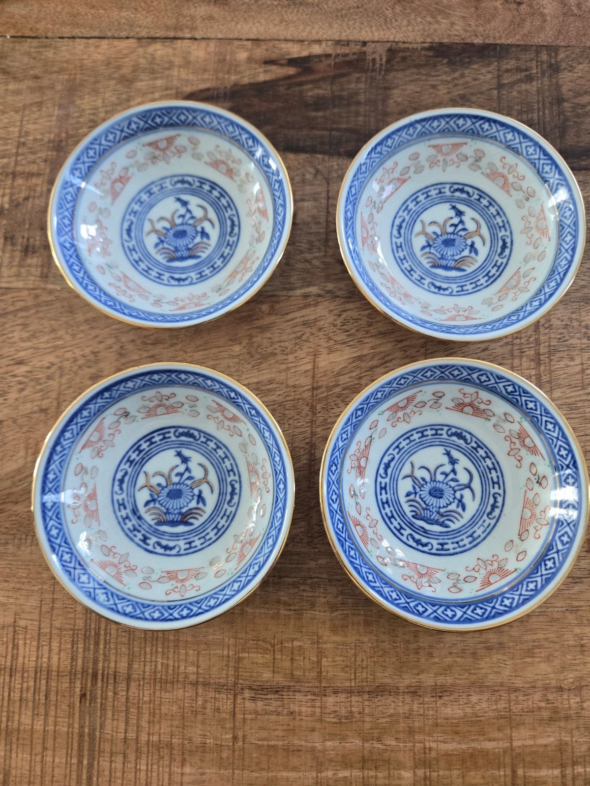 Set van 4 Chinese rijstkorrel porseleinen schoteltjes, Antiek en Kunst, Ophalen