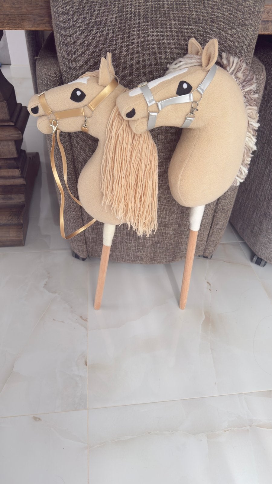 Twee stoere hobbyhorses stokpaarden.Touw,halster, stok incl!, Paard, Overige merken, Nieuw, Ophalen of Verzenden