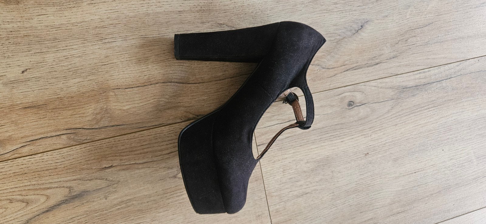 Zwarte dikke hak pumps - Sergio Todzi - Maat 39, Ophalen, Pumps, Zwart, Zo goed als nieuw
