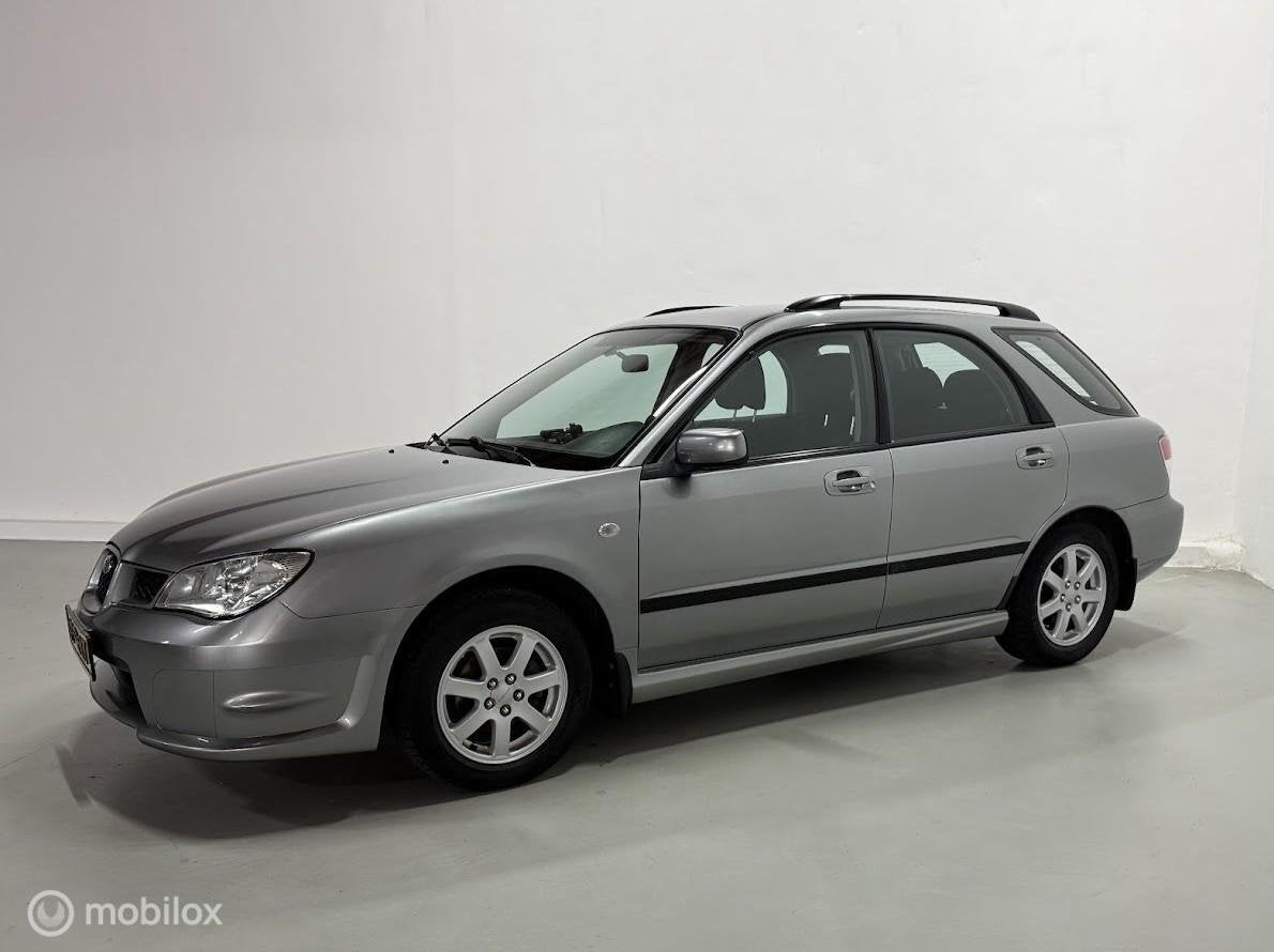 Subaru Impreza 1.5R Comfort| ACHTERUIT CAMERA | TREKHAAK, Auto's, Subaru, 13 km/l, 4 cilinders, Origineel Nederlands, Bedrijf