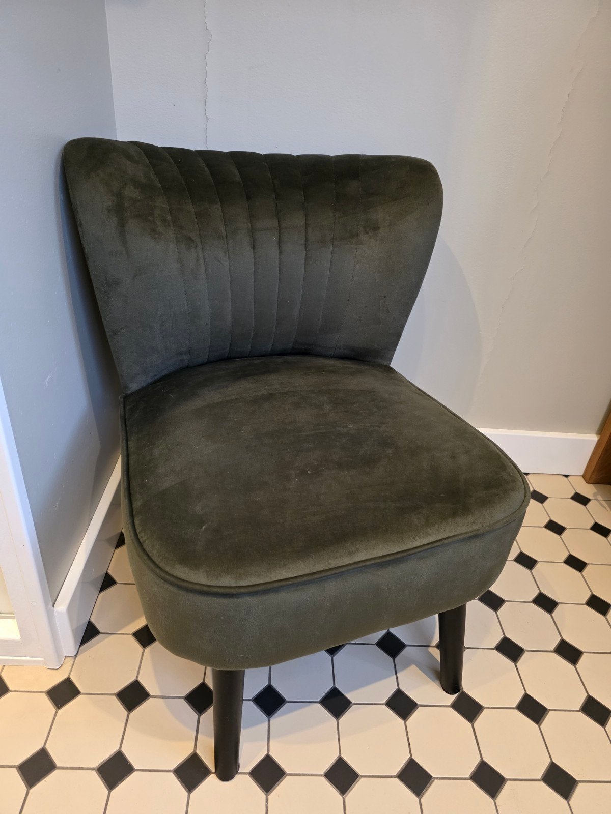 Lifa Living - Fauteuil Sofia - Olijfgroen  58x70x72 cm, Ophalen, 75 tot 100 cm, Zo goed als nieuw, Stof