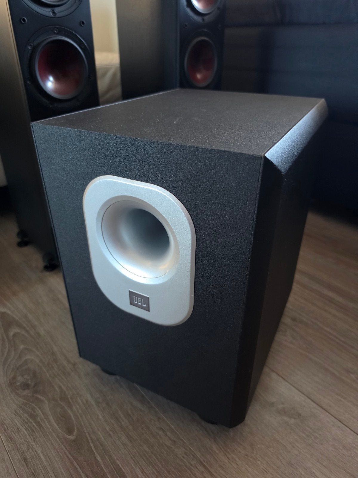 JBL SUB200/230 Subwoofer, Ophalen, Gebruikt, 60 tot 120 watt, Basreflex