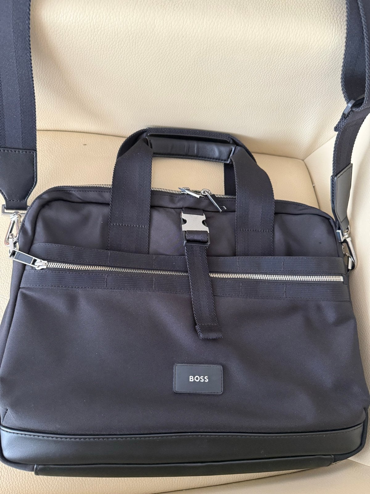 Boss heren laptoptas, 40 cm, zwart, zo goed als nieuw, Ophalen of Verzenden, Zo goed als nieuw